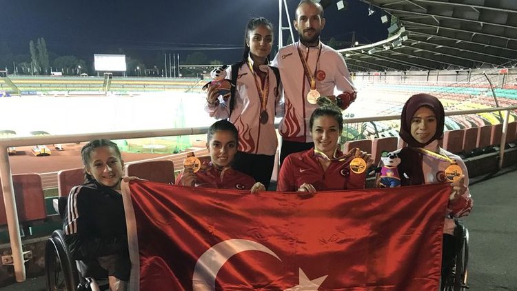 Hem altın madalya hem rekor