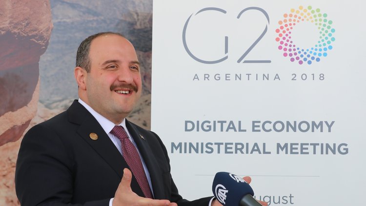 Bakan Varank'tan dijital ödeme ve yeni takas sistemi açıklaması