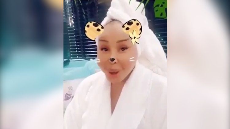 Bülent Ersoy'un bornozlu paylaşımı sosyal medyayı salladı