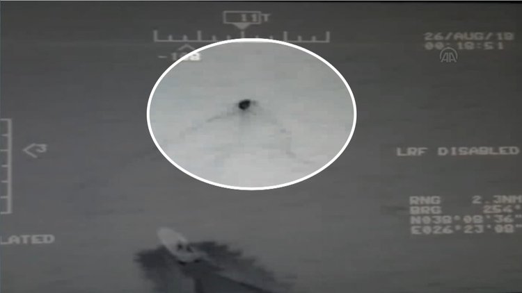 Uçakla tespit edilen göçmenler Ege Denizi'nde böyle yakalandı!