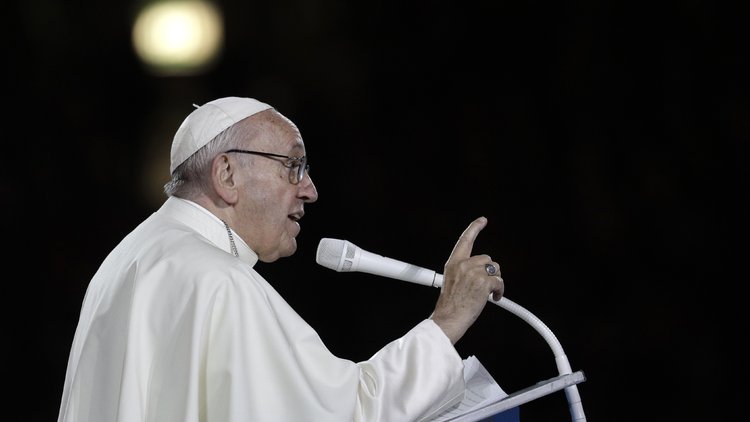 Papa Francis: İğrenç çocuk tacizi suçu utancımız