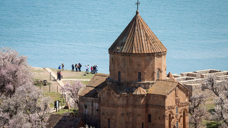 Akdamar Kilisesi'nde 3 yıl aradan sonra ayin yapılacak