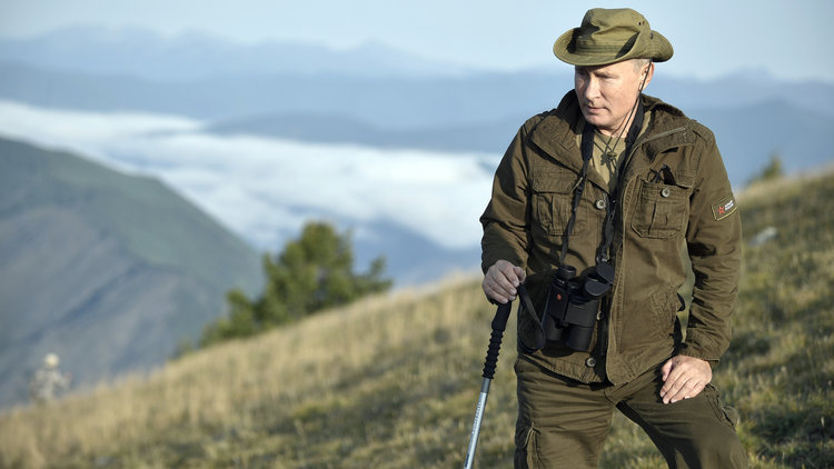 Rus devlet televizyonu Putin'in hayatını konu alan program başlattı