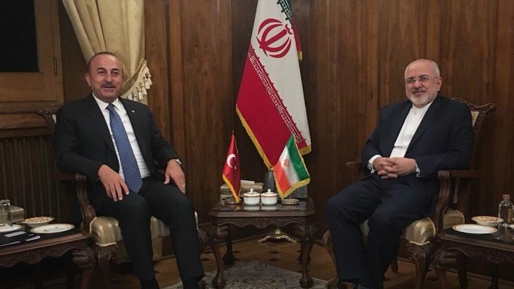 Çavuşoğlu, İranlı mevkidaşı Zarif ile görüştü