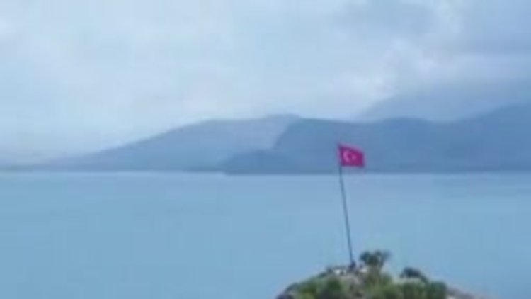 Akdamar Surp Haç Kilisesi'nde 3 yıl aradan sonra ilk ayin