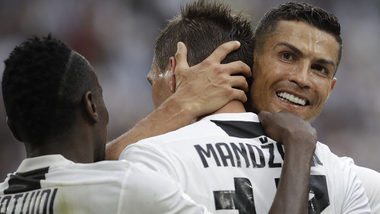 Transfere 5.44 milyar dolar