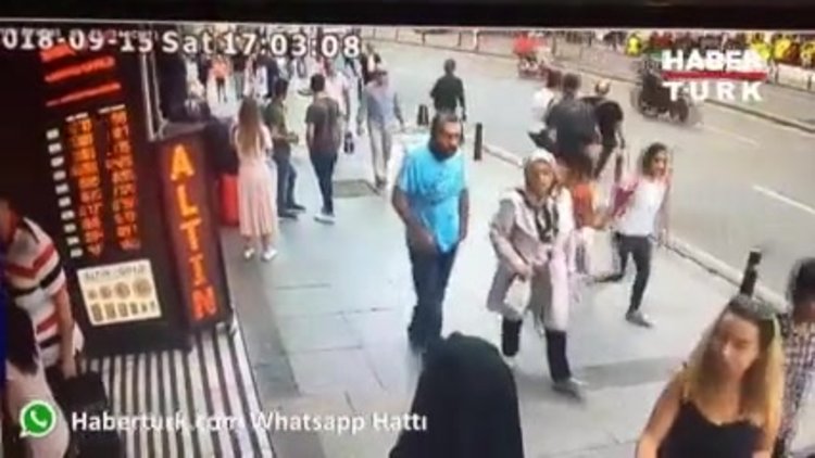 Döviz bürosunu 1 dakikada soymuşlar