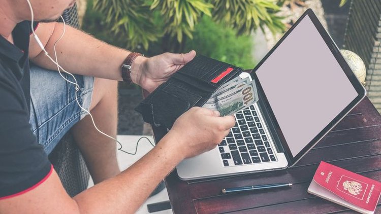 Yabancıya vatandaşlık kolaylaştı