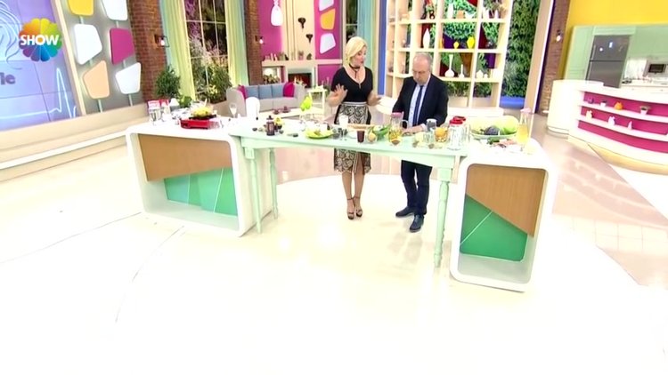 Çoçuklara öksürük şurubunu evde kendiniz yapın