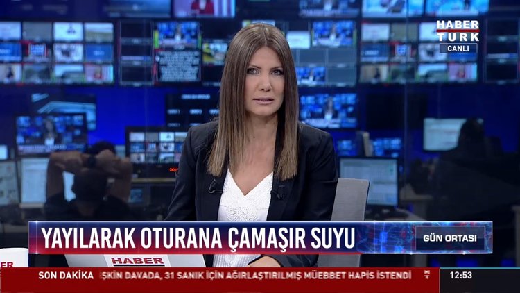 Yayılarak oturana çamaşır suyu: Rus bir aktivist metroda yayılan erkekleri protesto etti