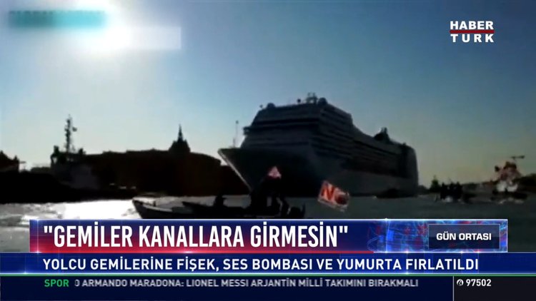 "Gemiler kanallara girmesin": Venedik sakinleri yolcu gemilerini protesto etti