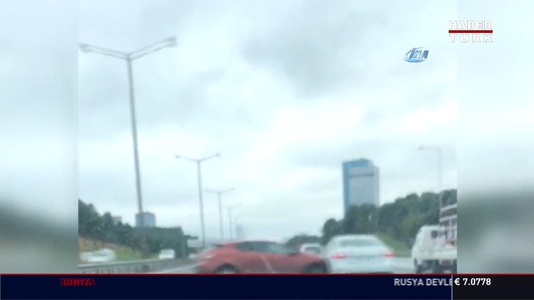 Kediden kaçmaya çalıştı