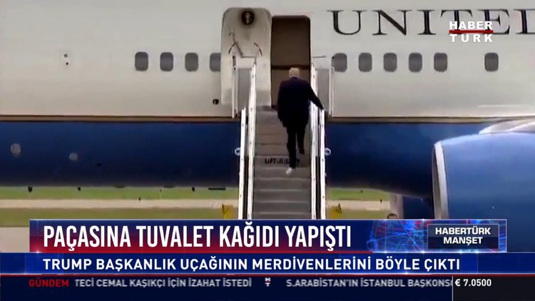 Paçasına tuvalet kağıdı yapıştı: Trump Başkanlık uçağının merdivenlerini böyle çıktı