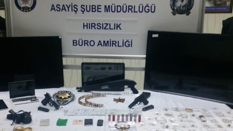 Suç makinesi kadınlara polis baskını