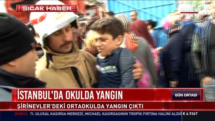 İstanbul'da okulda yangın: Şirinevler'deki ortaokulda yangın çıktı