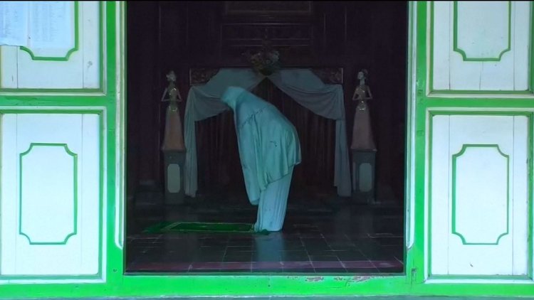 Endonezya'da saldırıya uğrayan okul