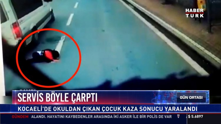 Servis böyle çarptı: Kocaeli'de okuldan çıkan çocuk kaza sonucu yaralandı