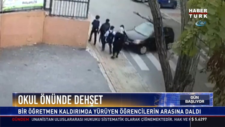 Okul önünde dehşet: Bir öğretmen kaldırımda yürüyen öğrencilerin arasına daldı