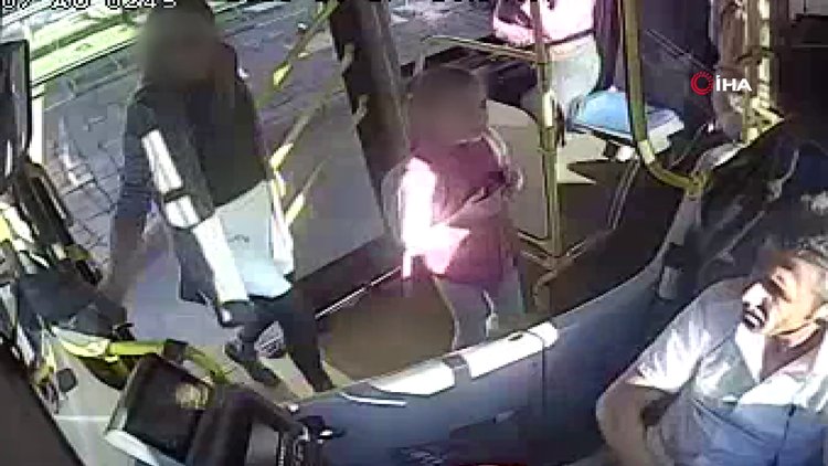 Antalya'da halk otobüsü şoförü ile kadın yolcu arasındaki dil anlaşmazlığı şoförün burnunun kırılmasıyla sonuçlandı