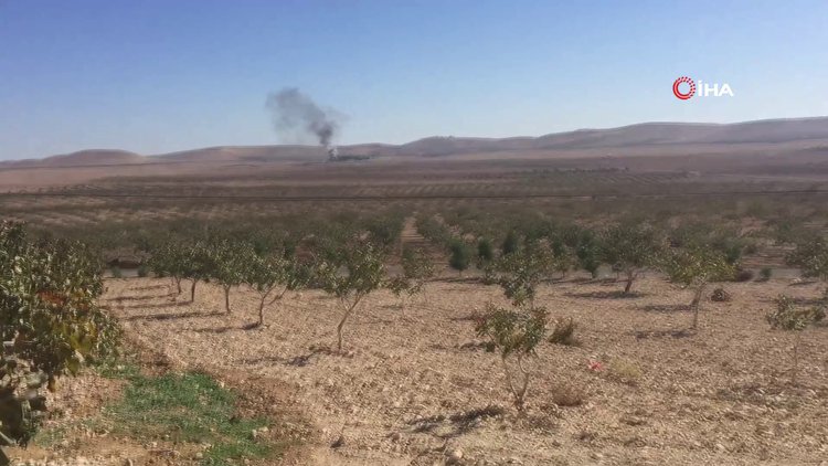 Süleyman Şah türbesi yakınındaki sınır karakoluna saldırı... Yükselen dumanlar kamerada