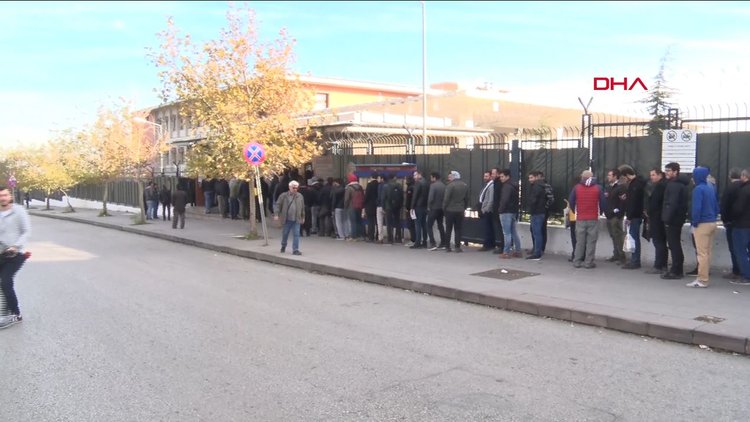 Ankara'da bedelli askerlik kuyruğu