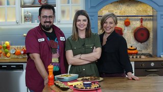 Pelin Karahan bugün; Aycan Çevik ve Burcu Temiz çifti ile et lolipop, churro, peynirli makarna ve avokado çanağında salata yapımını gösterdi. ...