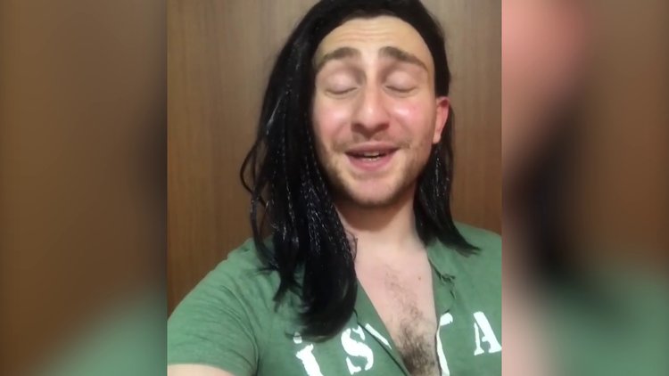 Sefa Doğanay'dan Nilgün Bodur taklidi