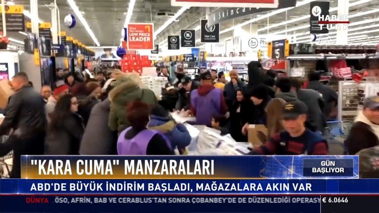 "Kara Cuma" manzaraları: ABD'de büyük indirim başladı, mağazalara akın var