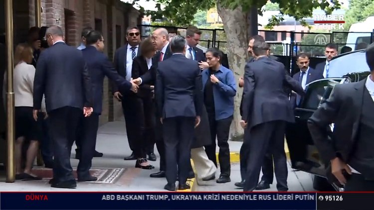 Cumhurbaşkanı Arjantin'de: Cumhurbaşkanı Erdoğan G20 Zirvesi için Buenos Aires'te