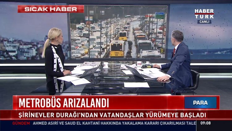 Metrobüs arızalandı: Şirinevler Durağı'ndan vatandaşlar yürümeye başladı