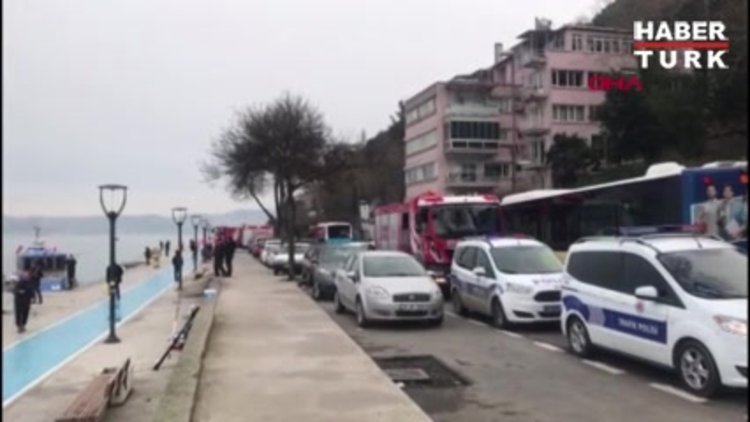 Kanlıca'da otomobil denize uçtu