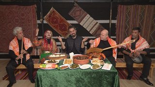 Türkiye’yi karış karış gezip yöresel tatları ekrana taşıyan Turgay Başyayla ile Lezzet Yolculuğu’nun bugün ...