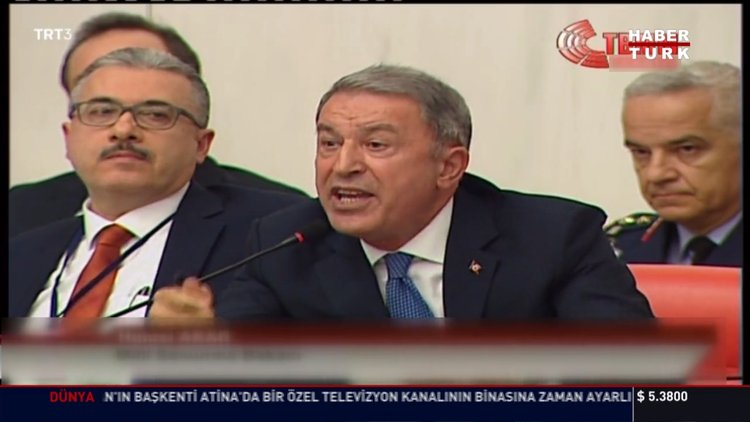 Hulusi Akar ile Özgür Özel arasında gerginlik