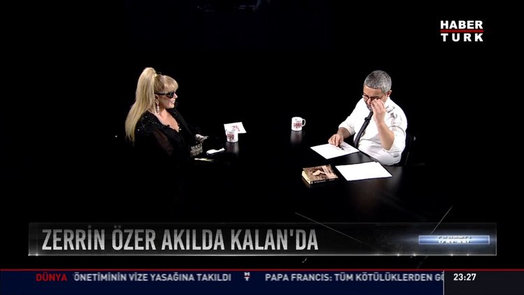 Zerrin Özer'den sitem: Kendi küçük beyinlerince...