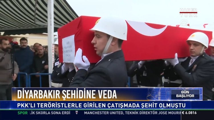 Diyarbakır şehidine veda: PKK'lı teröristlerle girilen çatışmada şehit olmuştu