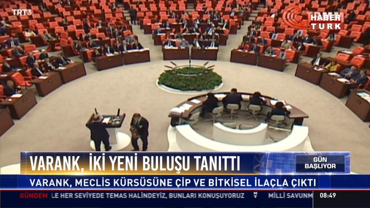 Varank, iki yeni buluşu tanıttı: Varank, meclis kürsüsüne çip ve bitkisel ilaçla çıktı