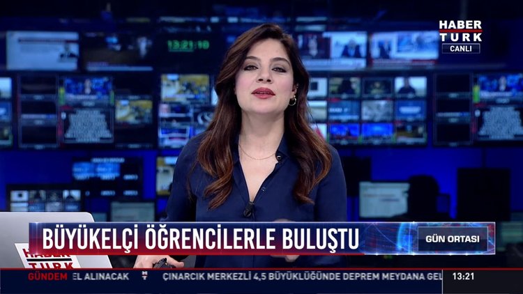 Büyükelçi öğrencilerle buluştu: Rus Büyükelçi bir üniversitede konferans verdi
