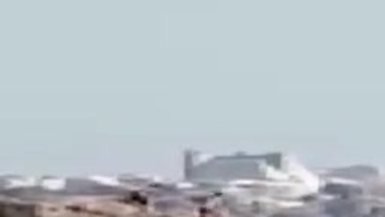 40 metrelik falezlerden tehlikeli atlayış kamerada