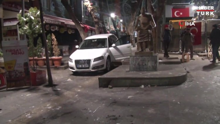 Alkollü sürücüden tuhaf savunma: "Kaza yapmadım, park ettim"