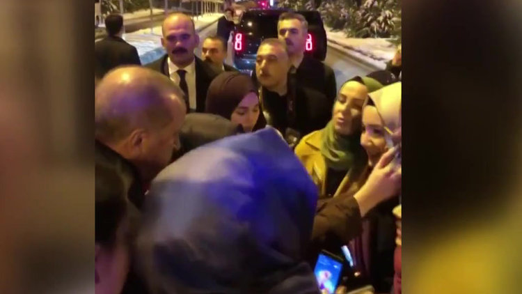 Cumhurbaşkanı Erdoğan'dan öğrencilere sürpriz