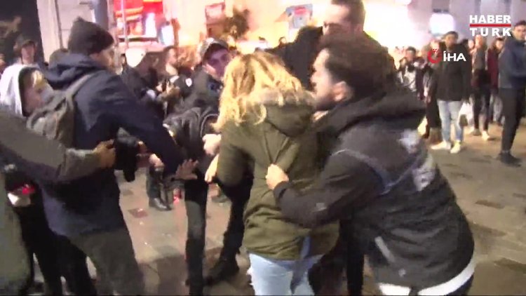 İstiklal Caddesinde meydan kavgası kamerada!
