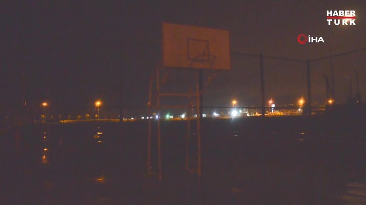 Kendini basketbol potasına asan genci polis son anda kurtardı