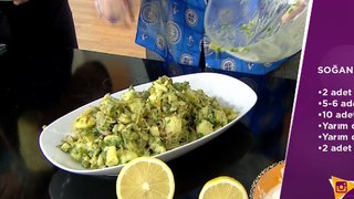 Elif Korkmazel Soğanlı Patates Salatası yapımını gösterdi.