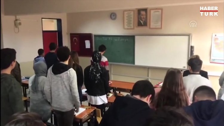 Down sendromlu Aynur'un 'öğretmenlik' hayali gerçek oldu