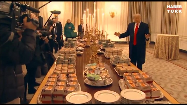 Beyaz Saray'da mecburi 'fast-food ziyafeti'