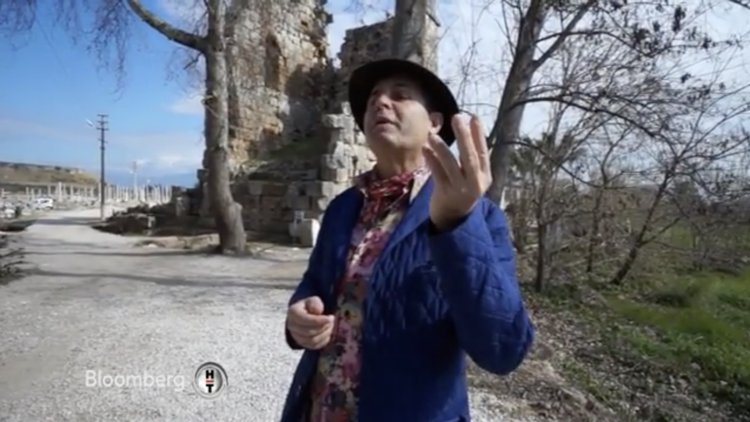 Perge Antik Kenti Gezi Rehberi - Ayhan Sicimoğlu ile Renkler