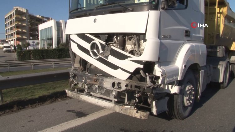 Basın Ekspres yolunda feci kaza: Hafriyat kamyonu, polis otosu ve öğrenci otobüsü birbirine girdi!