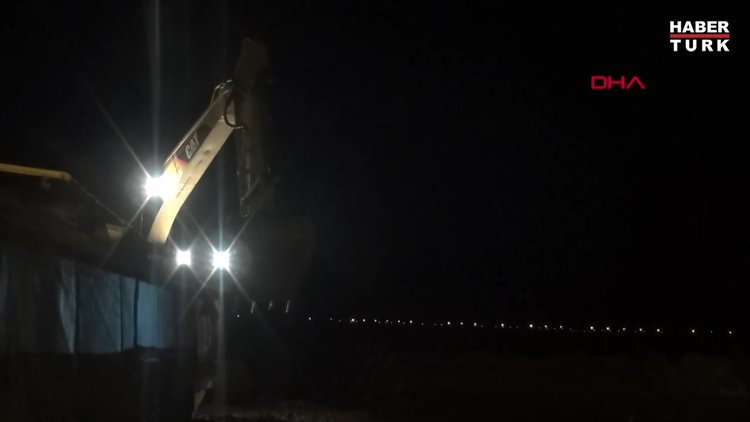 Hatay'da şiddetli yağış! Bentler yıkıldı, evlere su bastı