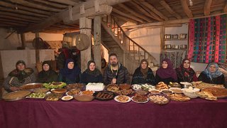 Turgay Başyayla ile Lezzet Yolculuğu’nun bugün Tokat’ta ilk durağı Sulusaray ilçesine bağlı Malum Seyit Tekke köyü oldu. ...