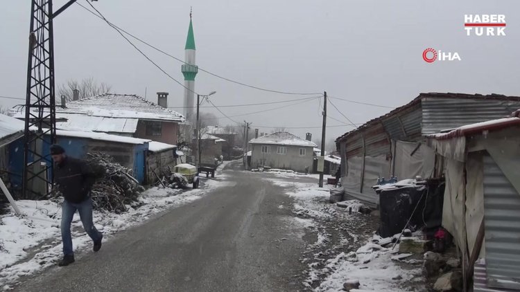 10 haneli köye 3 muhtar adayı